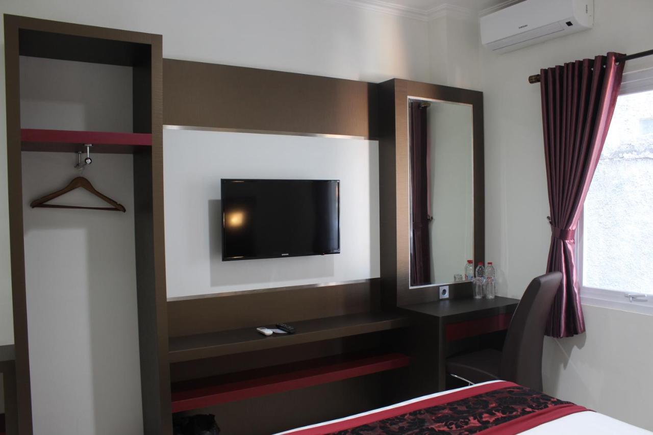Idea'S Hotel Jalan Ibrahim Aji Bandung Eksteriør bilde