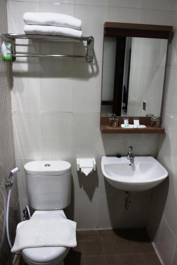 Idea'S Hotel Jalan Ibrahim Aji Bandung Eksteriør bilde